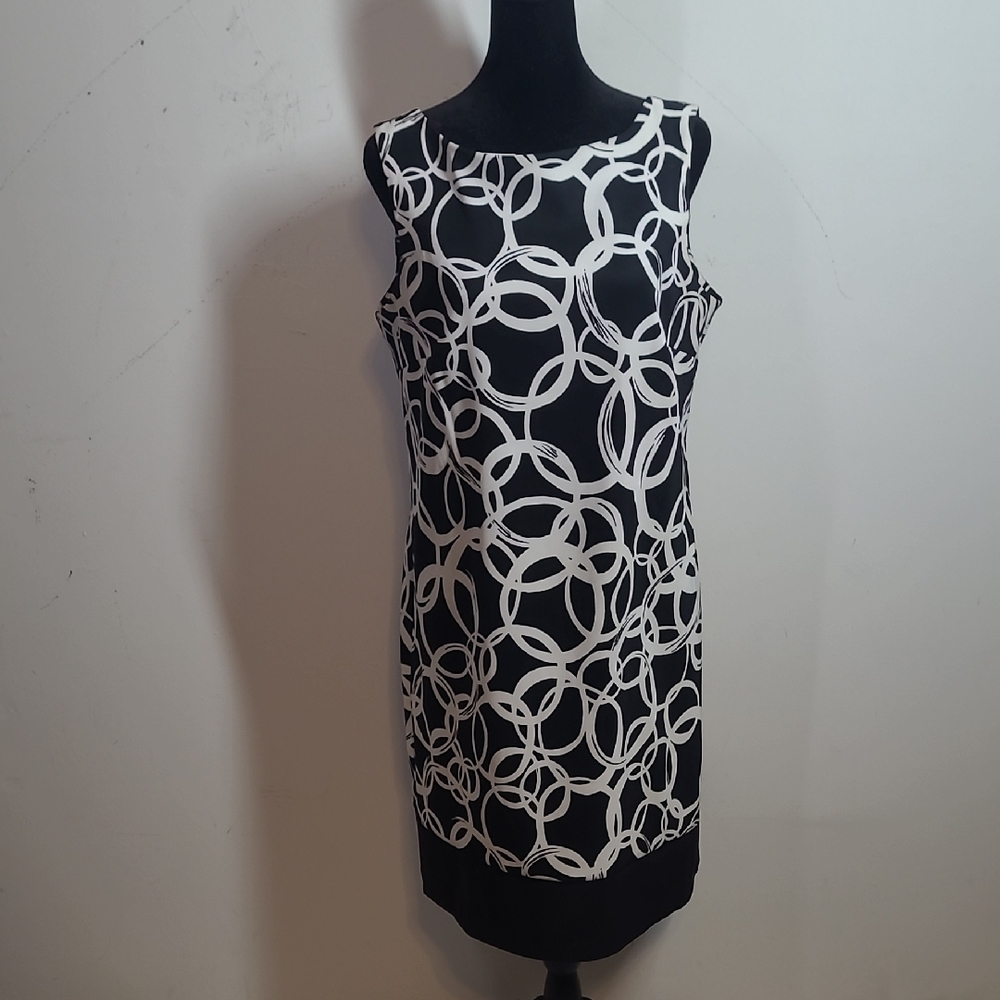AB Studio Black and White Circle Pattern Midi Dress